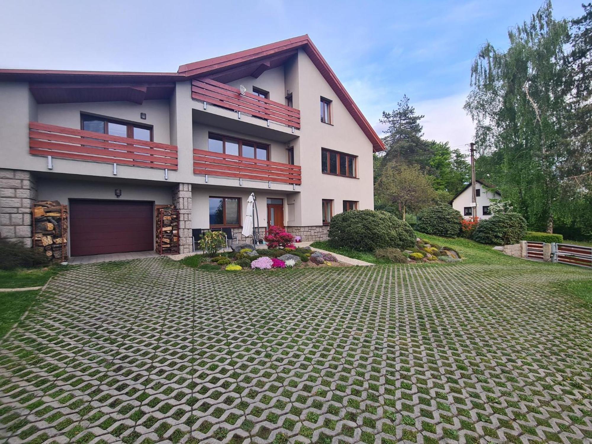 Apartman Radcice 70M2 V Rodinne Vile Liberec Bagian luar foto